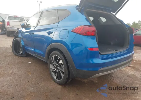 2019 Hyundai Tucson Sport z USA, uszkodzony, nr VIN KM8J33AL6KU980590